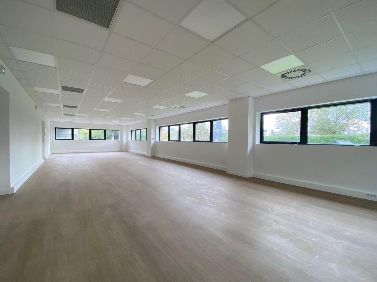 Bureau Mérignac 667m² Location bureau Mérignac Gironde OLBUR2426646 10